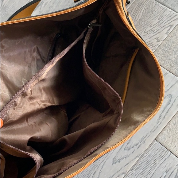 Spacious shoulder bag by D&D, NWOT - Picture 5 of 9